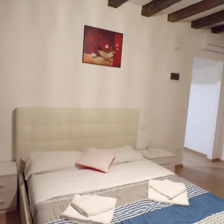 Casa Venier 3* Venedig