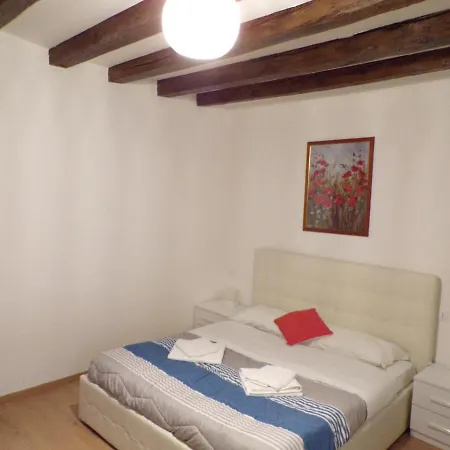 Oda ve Kahvaltı Casa Venier Venedik