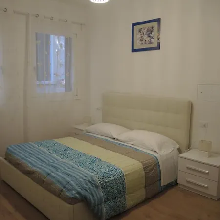 לינה וארוחת בוקר Casa Venier 3*